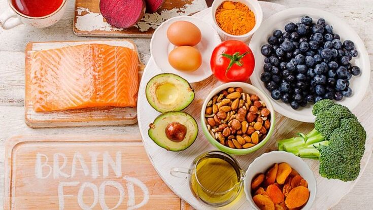 Vitamin-rich foods for the brain